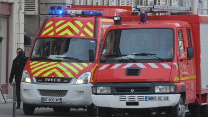 Rh&ocirc;ne : un motard gri&egrave;vement bless&eacute; dans une collision avec un camion