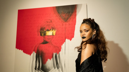 Rihanna: le début de sa tournée mondiale en vidéos ! Rihanna: le début de sa tournée mondiale en vidéos !