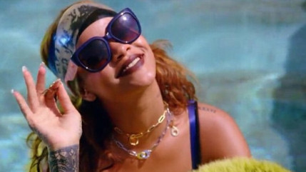 L'&eacute;t&eacute; sera chaud aux c&ocirc;t&eacute;s de Rihanna!