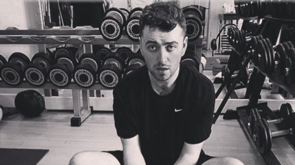 Sam Smith a perdu 6 kg en 2 semaines ! Sam Smith a perdu 6 kg en 2 semaines !