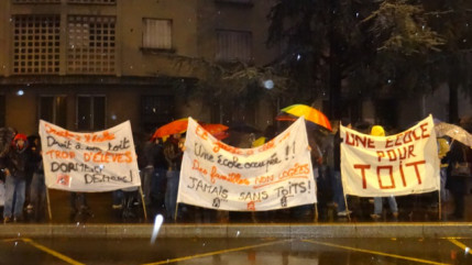 Enfants SDF : nouvelle manifestation pour la mise à disposition des logements vacants à Lyon Enfants SDF : nouvelle manifestation pour la mise à disposition des logements vacants à Lyon