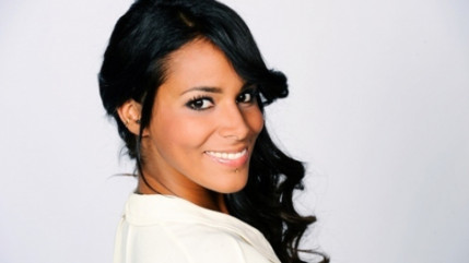 Shy'm lance son e-shop!