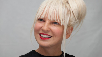 Sia reprend "Pretty Hearts" de Beyoncé! Sia reprend "Pretty Hearts" de Beyoncé!