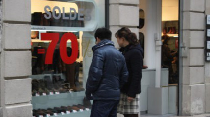 Les soldes d'hiver s'achèvent ce mardi ; selon une étude 4 français sur 5 ont participé à ces promotions Les soldes d'hiver s'achèvent ce mardi ; selon une étude 4 français sur 5 ont participé à ces promotions