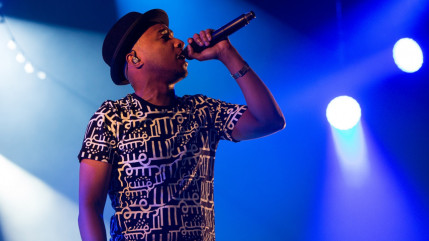 Soprano rejoint les Enfoirés en 2016! Soprano rejoint les Enfoirés en 2016!