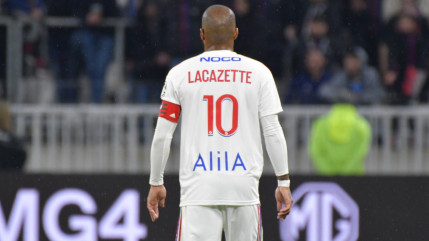 Strasbourg-OL : Lyon perd ses moyens en Alsace (2-1) Strasbourg-OL : Lyon perd ses moyens en Alsace (2-1)