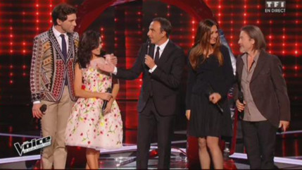 La robe de Jenifer a fait fureur Samedi soir dans The Voice La robe de Jenifer a fait fureur Samedi soir dans The Voice