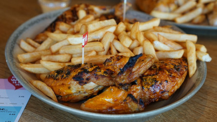 Un poulet-frites géant organisé près de Lyon Un poulet-frites géant organisé près de Lyon
