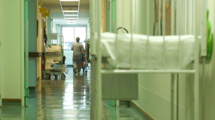 Une greffe de larynx réalisée à Lyon, une première en France