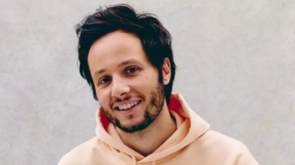 Vianney : Ses fans mécontents après une arnaque ! Vianney : Ses fans mécontents après une arnaque !