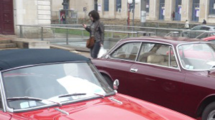 Le march&eacute; automobile fran&ccedil;ais a augment&eacute; de 6,8% en 2015, sa meilleure progression depuis 2009,