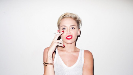 Miley Cyrus : Patrick l'a trompé ? Miley Cyrus : Patrick l'a trompé ?