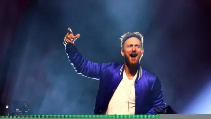 David Guetta dévoile sa nouvelle bombe musicale (vidéo) David Guetta dévoile sa nouvelle bombe musicale (vidéo)