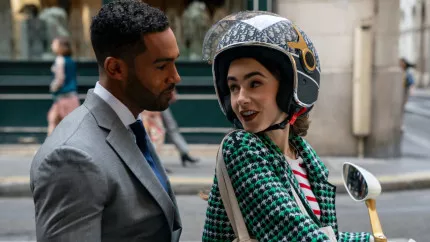 Une ultime bande-annonce présentant la saison 3 de « Emily in Paris » est disponible (vidéo) Une ultime bande-annonce présentant la saison 3 de « Emily in Paris » est disponible (vidéo)