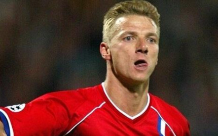 L'ancien joueur de l'OL Tony Vairelles va sortir un album L'ancien joueur de l'OL Tony Vairelles va sortir un album