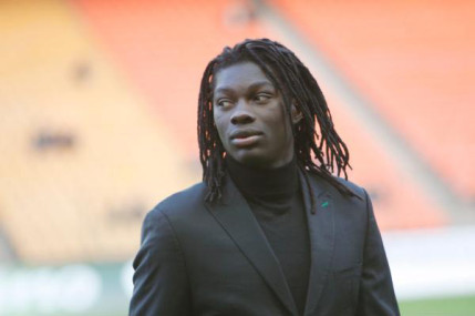 OL : Bafé Gomis et deux joueurs de Lyon visés par une enquête pour viol OL : Bafé Gomis et deux joueurs de Lyon visés par une enquête pour viol