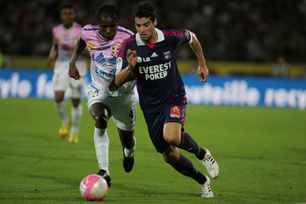 L'OL consolide sa 4e place en battant Evian (1-3) L'OL consolide sa 4e place en battant Evian (1-3)