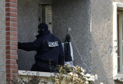 Neuf ans de prison ferme pour le chef du groupuscule islamiste Forsane Alizza Neuf ans de prison ferme pour le chef du groupuscule islamiste Forsane Alizza