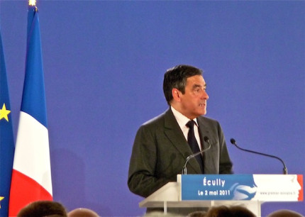 Fran&ccedil;ois Fillon poursuit son tour de France des sections locales de l&rsquo;UMP