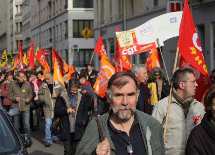 Conf&eacute;rence sociale : rassemblement devant le MEDEF &agrave; Lyon
