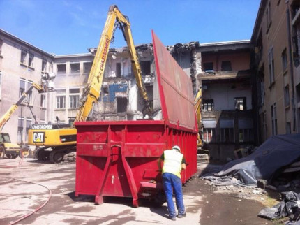 La déconstruction du pavillon H a débuté à l'Hpital Edouard Herriot La déconstruction du pavillon H a débuté à l'Hpital Edouard Herriot