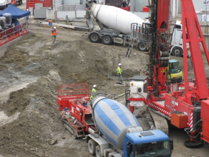 Lyon : il menace de se jeter d'une grue de chantier