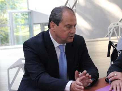 Régionales 2015 : Cambadélis va parler du cas Boudaoud à Queyranne Régionales 2015 : Cambadélis va parler du cas Boudaoud à Queyranne