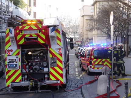Brignais : le caf&eacute; de la gare d&eacute;truit par un incendie