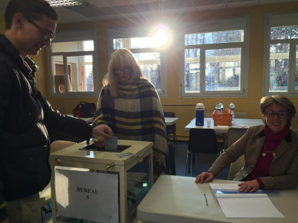 Régionales 2015 : 50,43% de participation en Auvergne Rhône-Alpes à 17h Régionales 2015 : 50,43% de participation en Auvergne Rhône-Alpes à 17h