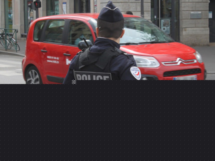 Lyon : un magasin d’horlogerie braqué ce jeudi matin, le gérant blessé par balle Lyon : un magasin d’horlogerie braqué ce jeudi matin, le gérant blessé par balle