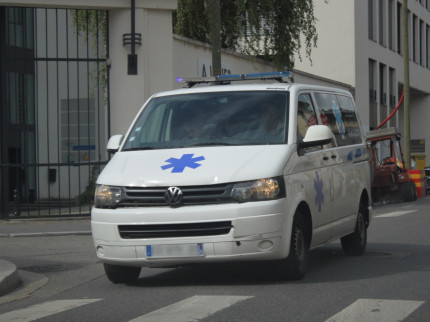 Près de 800 000 euros d'escroquerie pour le gérant de sociétés d'ambulances Près de 800 000 euros d'escroquerie pour le gérant de sociétés d'ambulances