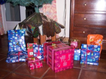 Après les cadeaux, les échanges... Après les cadeaux, les échanges...