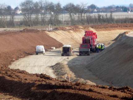 De nouvelles perturbations en extr&eacute;mit&eacute; de l'A43