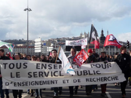 Encore du monde dans les rangs de la manifestation de l’enseignement supérieur Encore du monde dans les rangs de la manifestation de l’enseignement supérieur