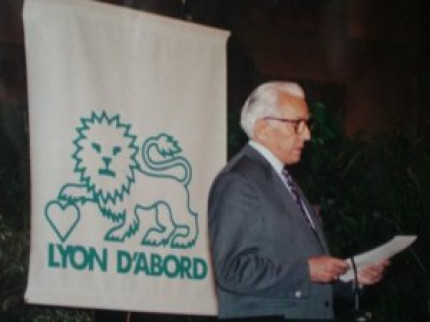 Francisque Collomb sera inhumé mercredi matin Francisque Collomb sera inhumé mercredi matin