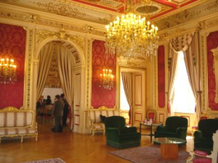 Gérard Collomb ouvre les portes de son bureau Gérard Collomb ouvre les portes de son bureau