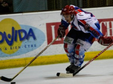 Hockey: les Lions pleine bille! Hockey: les Lions pleine bille!