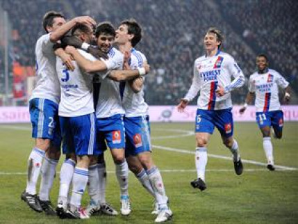 L&rsquo;OL &eacute;crase les Verts &agrave; Geoffroy-Guichard !