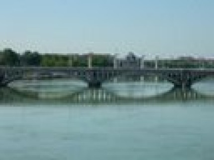 Le chantier de réfection du pont de la Mulatière arrêté Le chantier de réfection du pont de la Mulatière arrêté