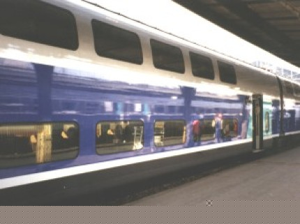 Le projet de LGV s&eacute;duit le grand public