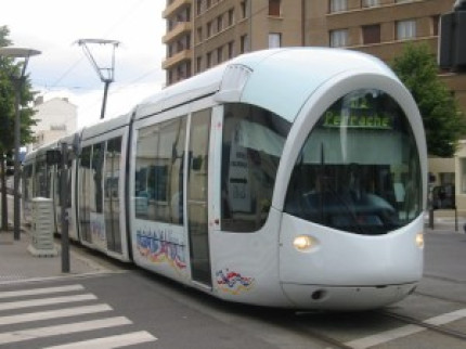 Le tramway T2 sera limité tout l'été Le tramway T2 sera limité tout l'été
