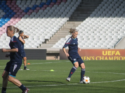 Les filles de l'OL d&eacute;fient Arsenal