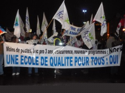 Les profs manifestent à Lyon Les profs manifestent à Lyon