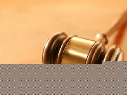 Trois SDF accusés de vol de métaux Trois SDF accusés de vol de métaux