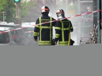 Un équipage de pompiers a été caillassé à la Duchère alors qu’il intervenait la nuit dernière sur un feu de voiture Un équipage de pompiers a été caillassé à la Duchère alors qu’il intervenait la nuit dernière sur un feu de voiture