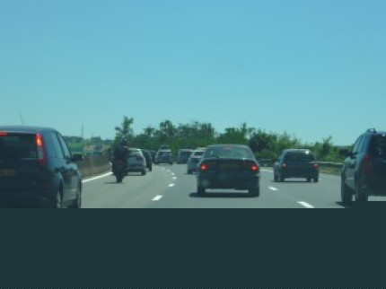 Un test d’interdiction de doubler pour les camions sur l’A7 mis en place Un test d’interdiction de doubler pour les camions sur l’A7 mis en place