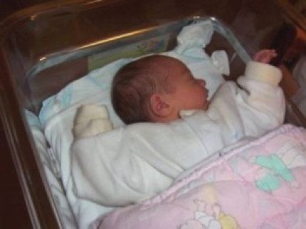 Une femme accouche sur l’autoroute Une femme accouche sur l’autoroute