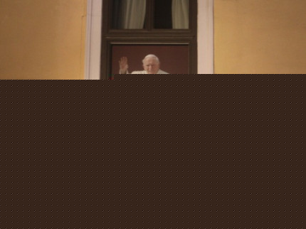 Une statue de Jean-Paul II &agrave; Fourvi&egrave;re