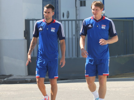 Mercato OL : Bastos vendredi à Al-Aïn, Réveillère en partance pour Lille ? Mercato OL : Bastos vendredi à Al-Aïn, Réveillère en partance pour Lille ?