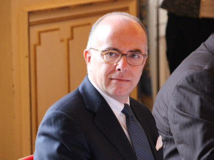 Homme armé dans une mosquée du Rhône : Cazeneuve adresse son soutien aux musulmans Homme armé dans une mosquée du Rhône : Cazeneuve adresse son soutien aux musulmans
